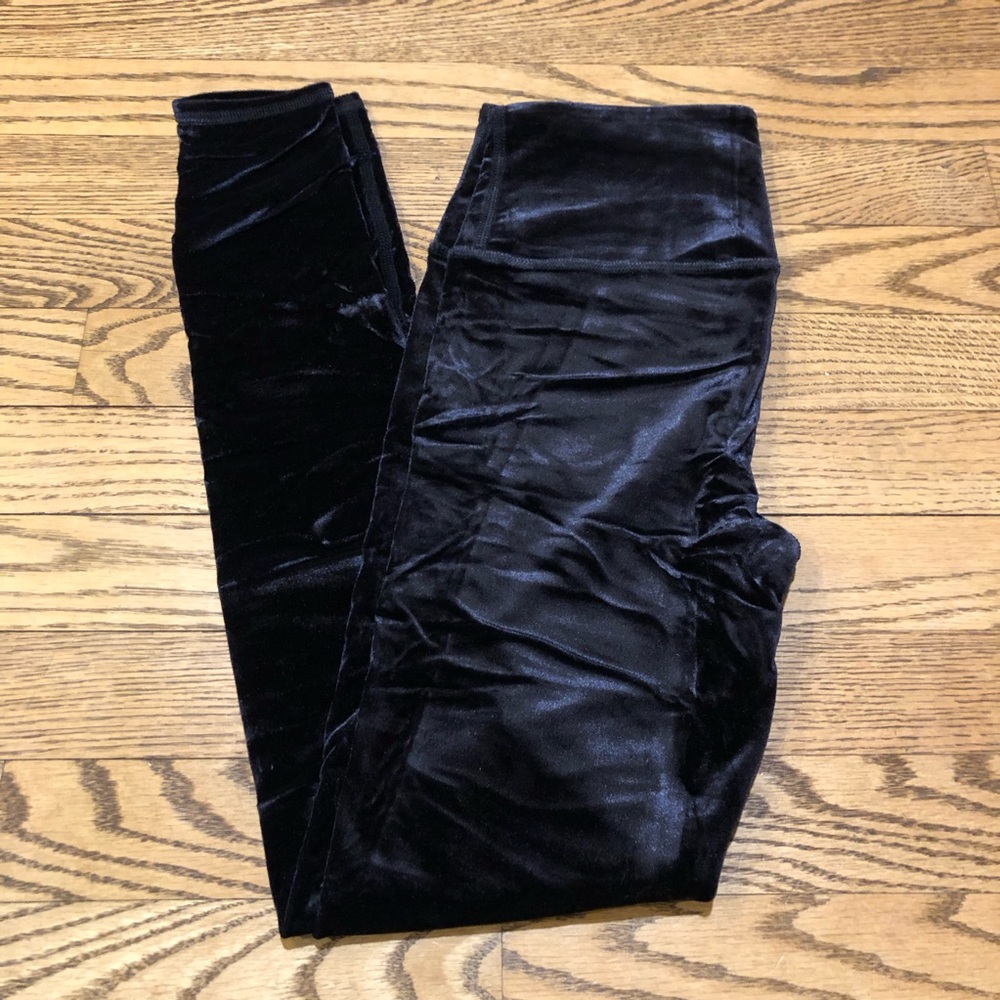 Alo Ultra Luxe Leggings Black Velour Velvet